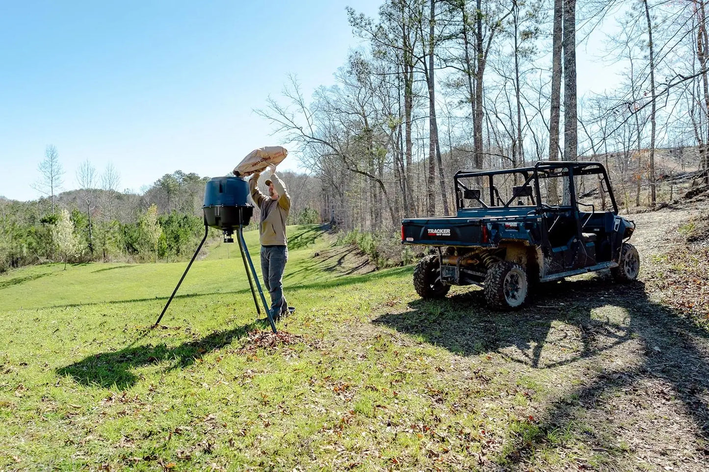 Deer Feeder With Digital Timer And Quick Lock Hopper