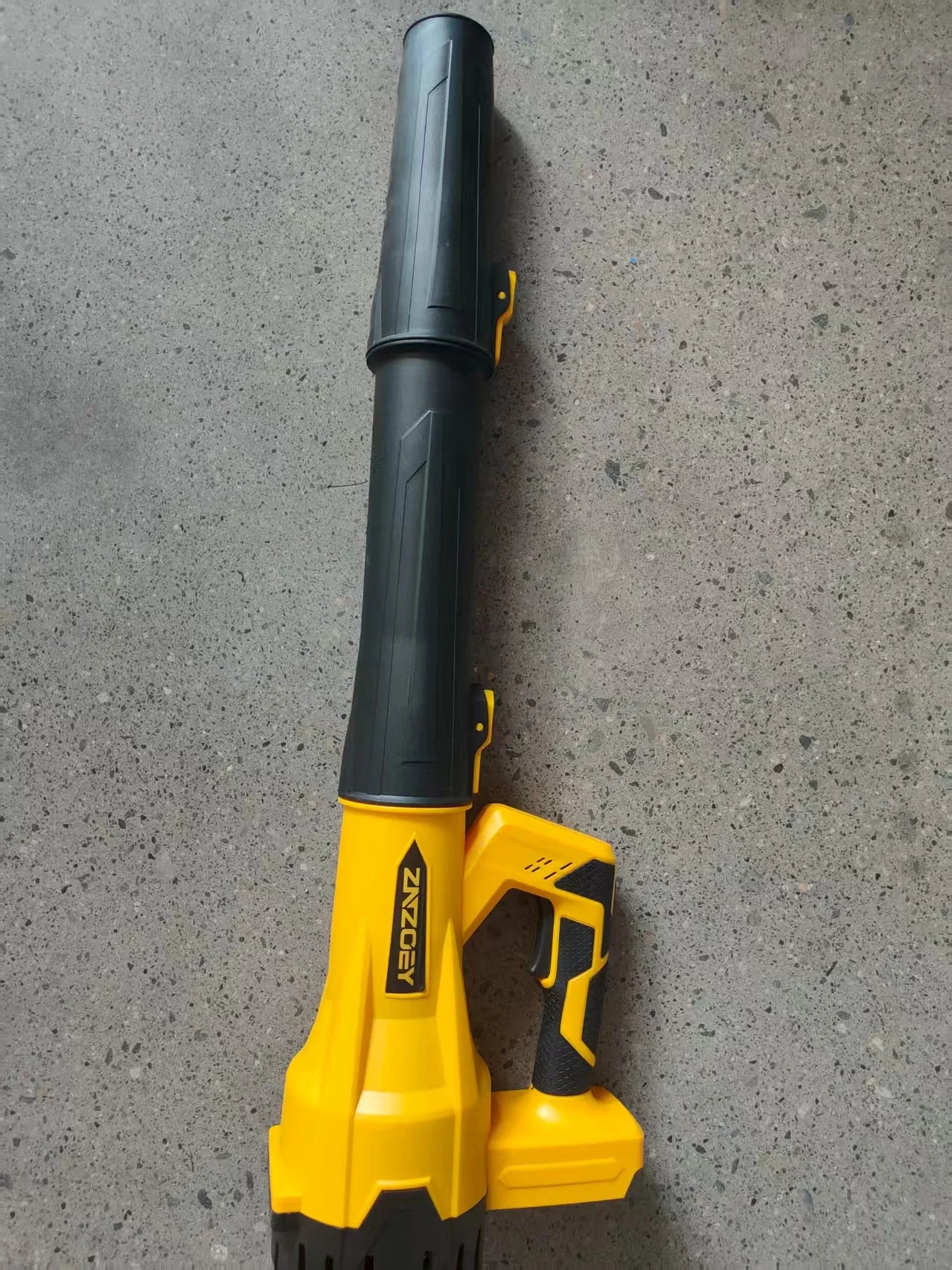 ZNZOEY High Power Cordless Leaf Blower 4Ah Battery 580CFM 160MPH